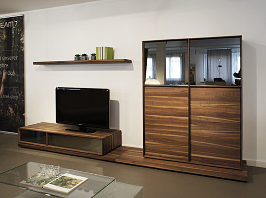 roesch Basel: Wohnwände, Regale